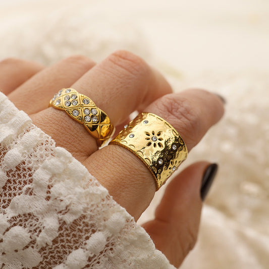 Vintage Court Style Carved Ring